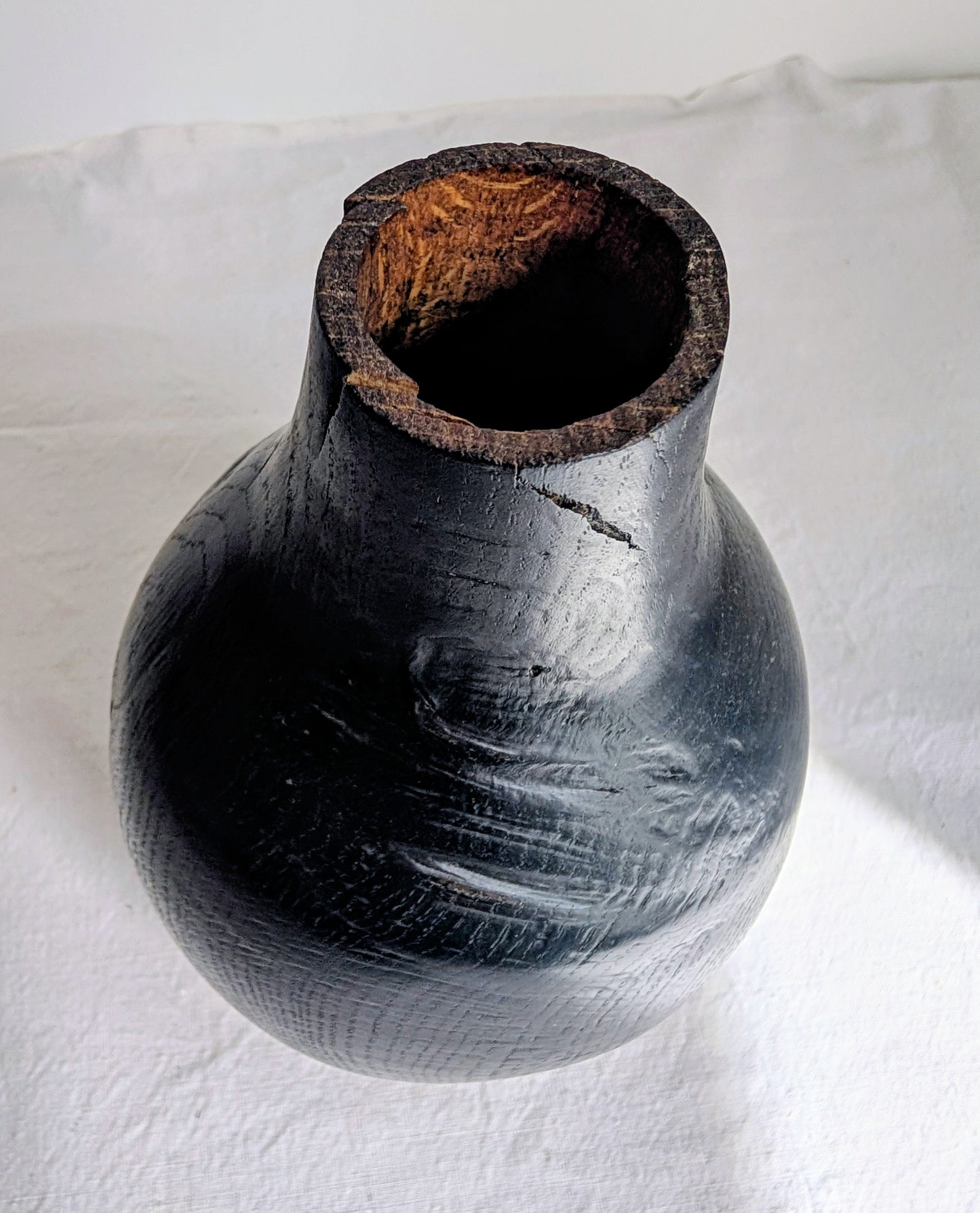 Black Burr Oak Vase