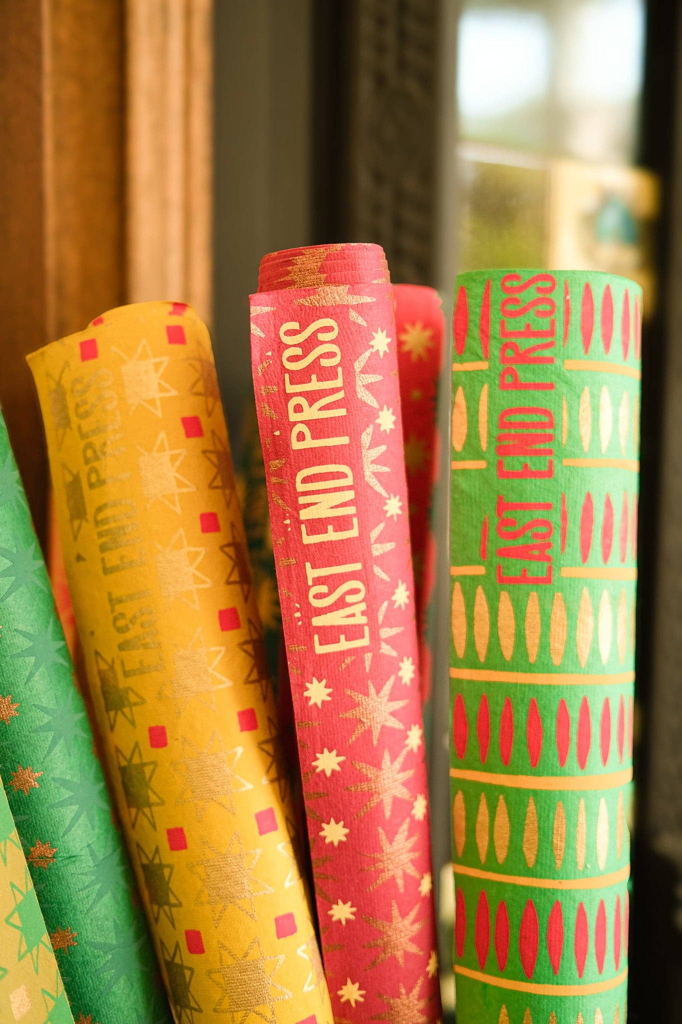 Festive Gift Wrap: Yellow Christmas Quilt