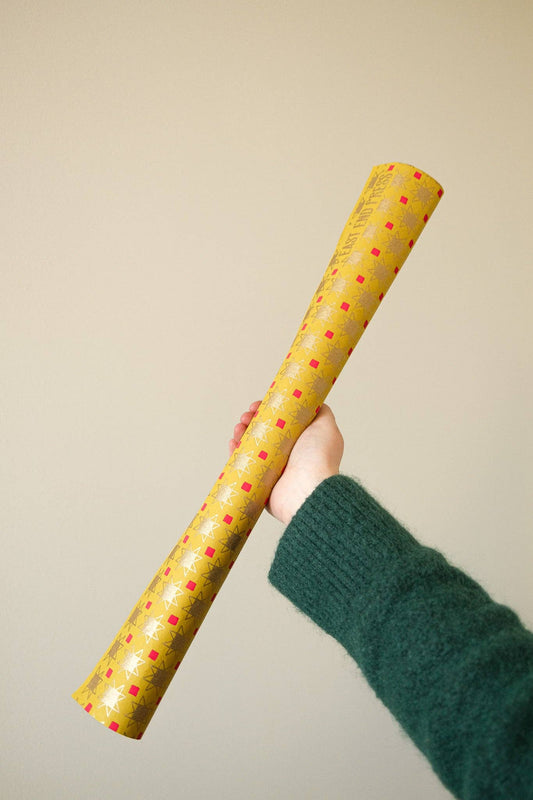 Festive Gift Wrap: Yellow Christmas Quilt